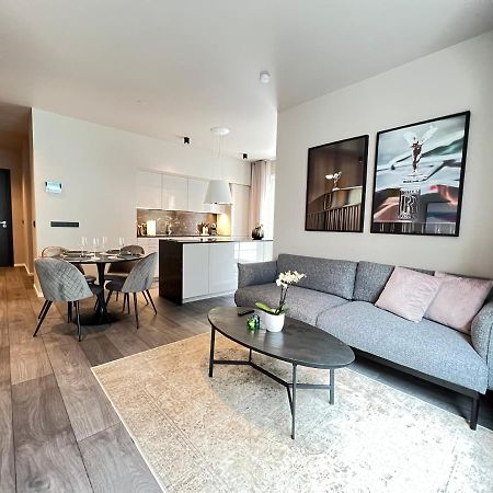 Modern Apt In Central Рейкявик Екстериор снимка